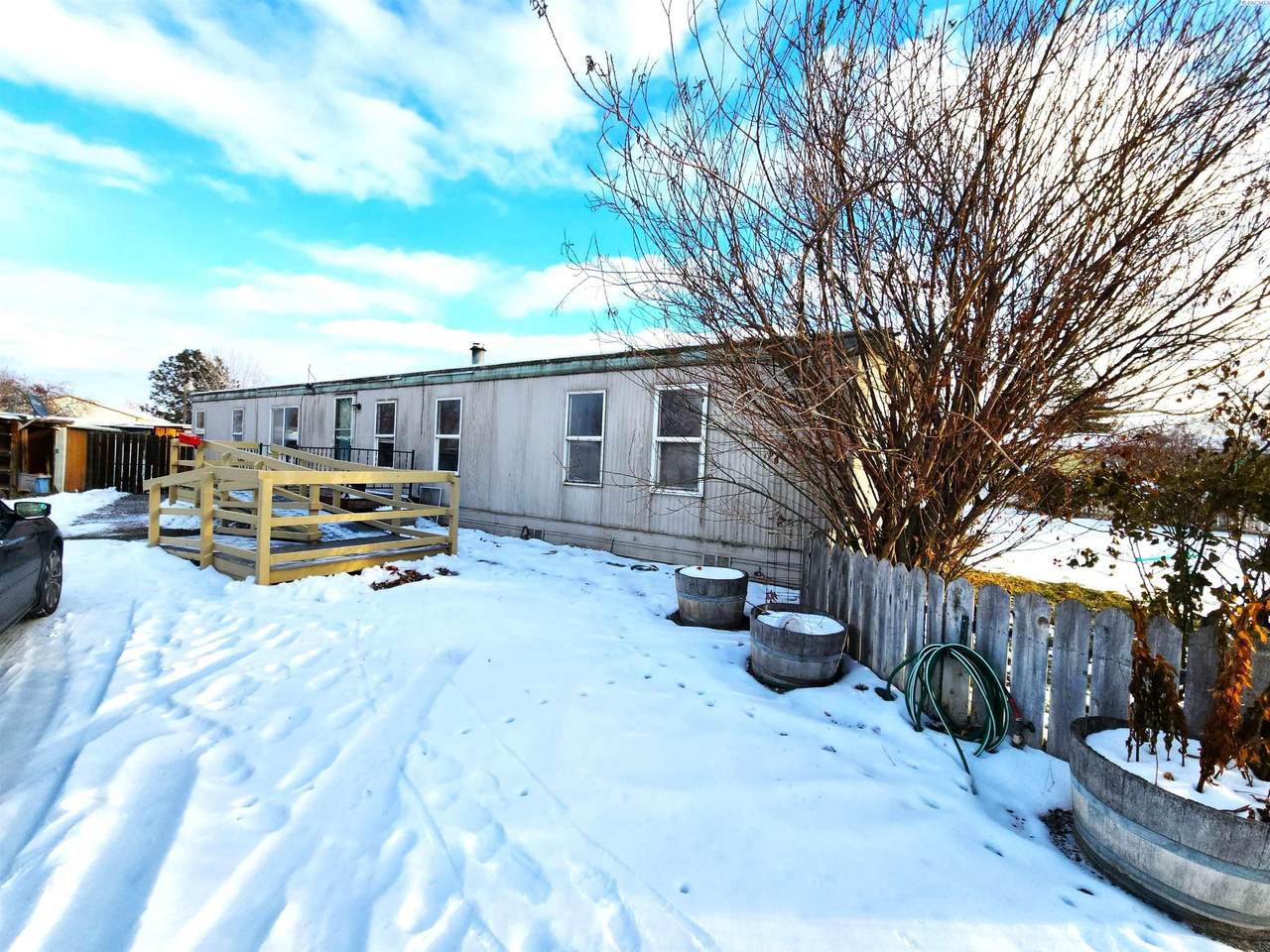 107 Reinken Blvd - Photo 1