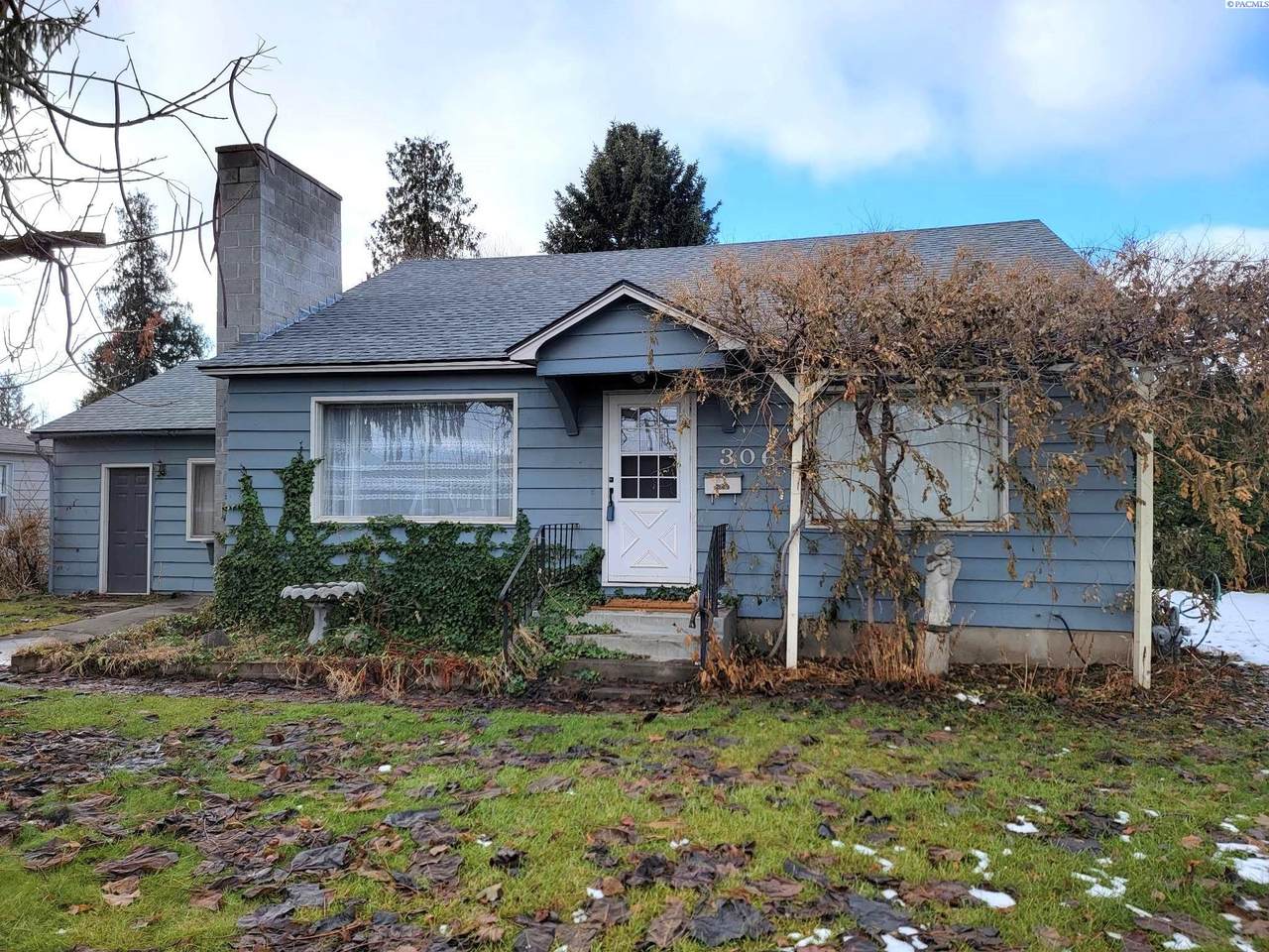 306 Elm - Photo 1