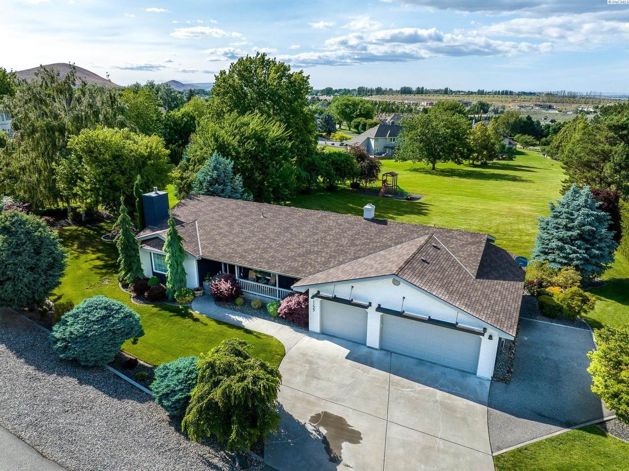 1135 Country Ridge Dr - Photo 1