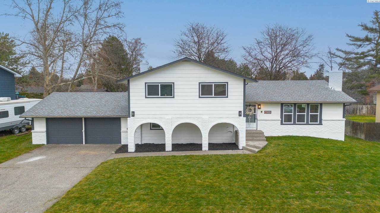 2342 Davison Avenue - Photo 1