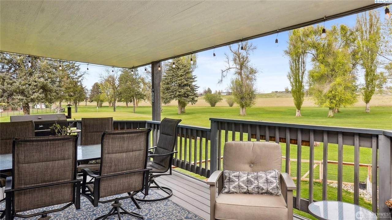 863 Meadowlark Lane - Photo 1