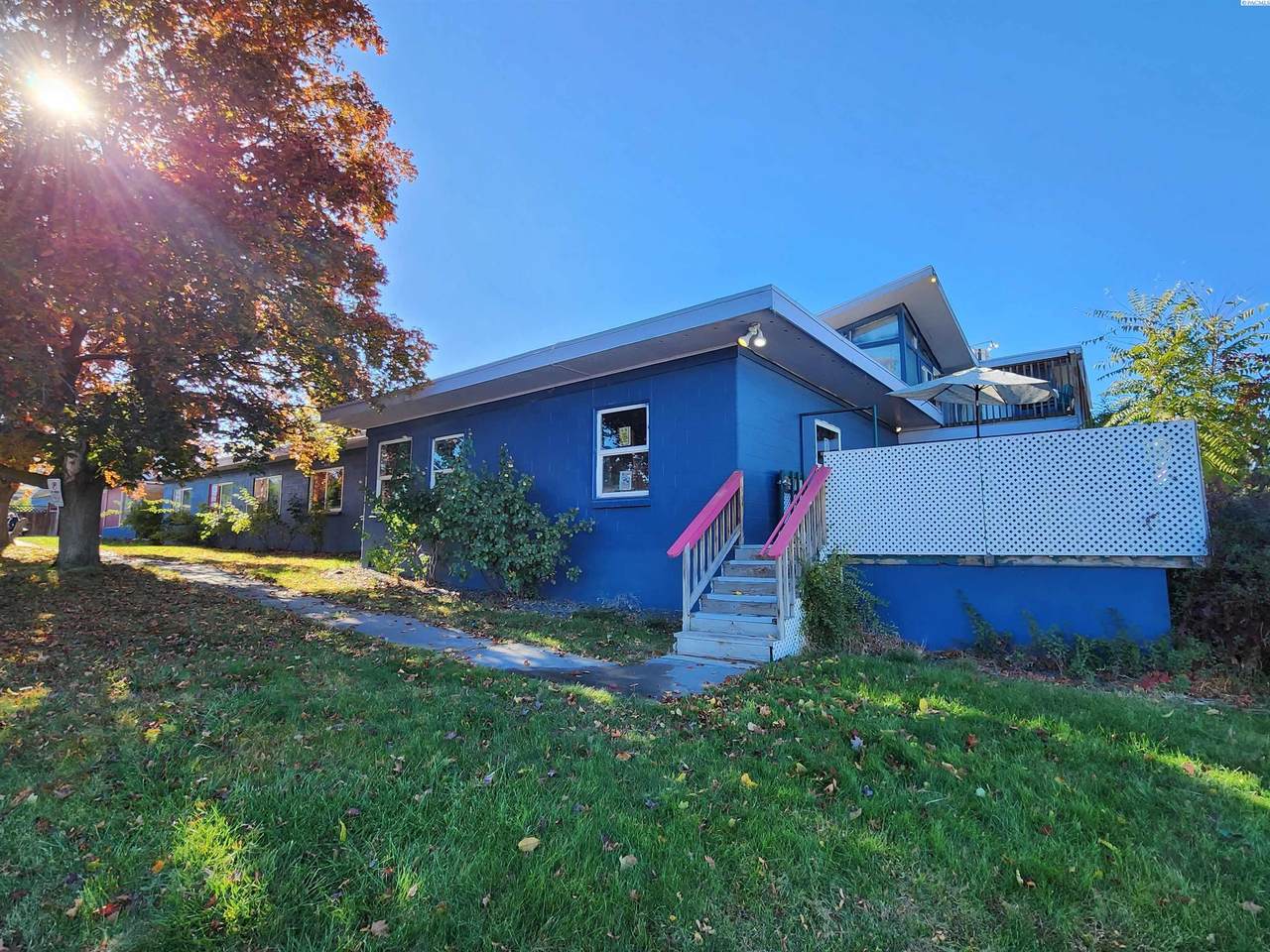 1213 Morain Loop - Photo 1