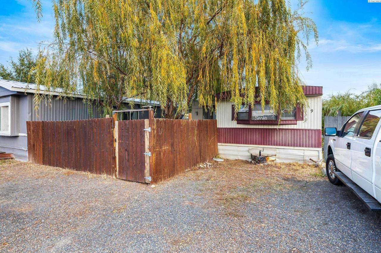 5007 Clearwater Ave - Photo 1