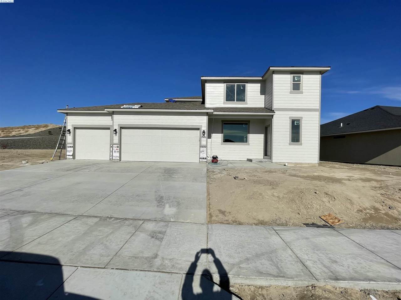 5606 31st Ave - Photo 1