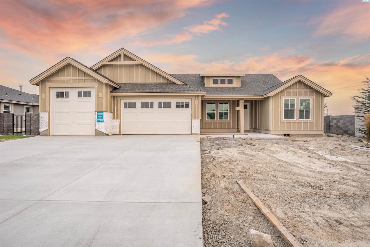 2101 Legacy Lane - Photo 1