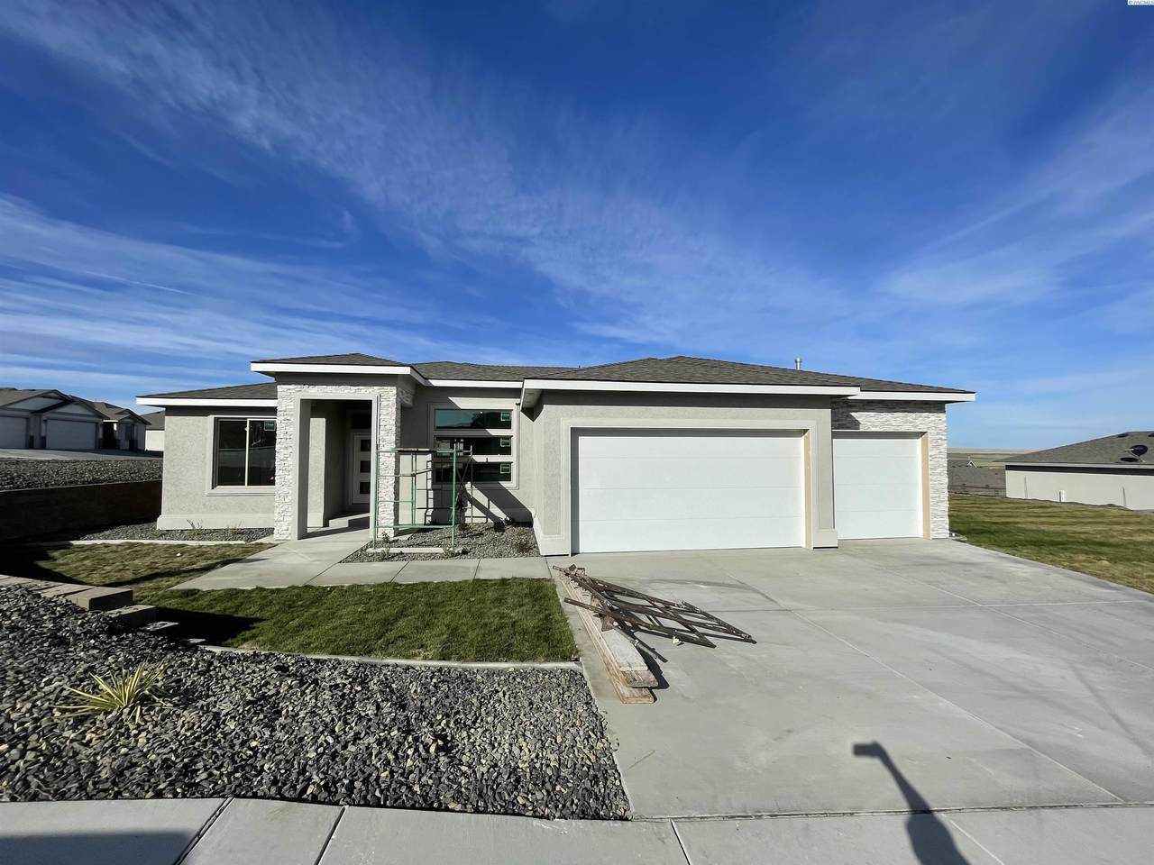645 Athens Dr - Photo 1