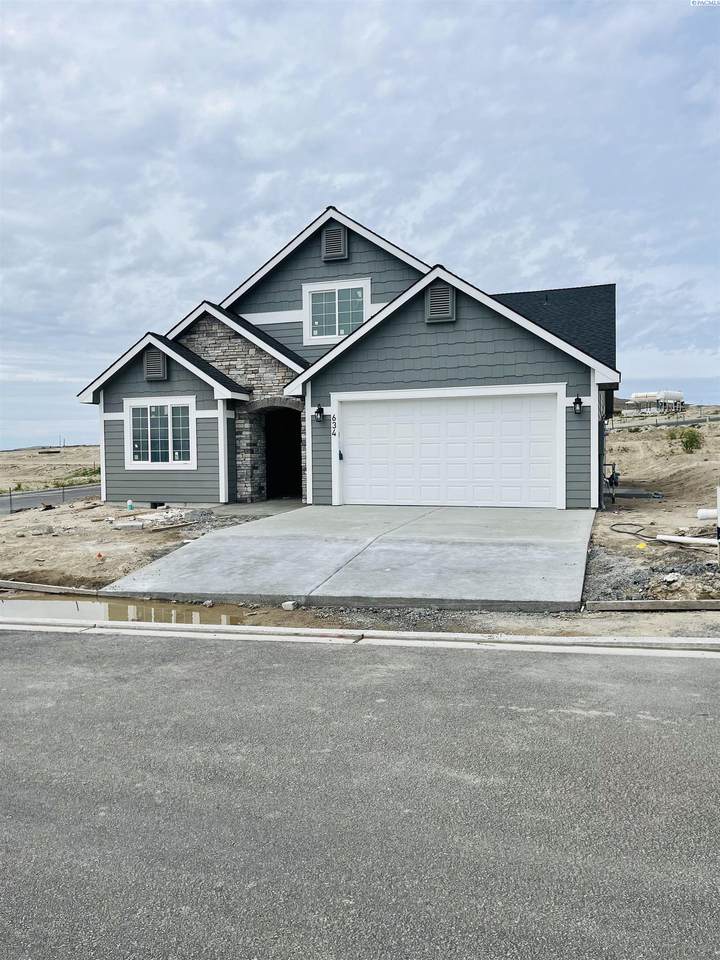 634 Cortona Way - Photo 1