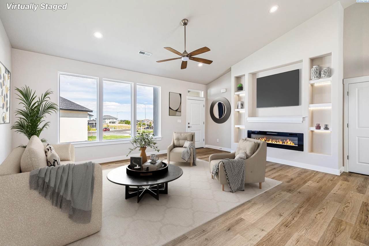 1072 Makah Court - Photo 1