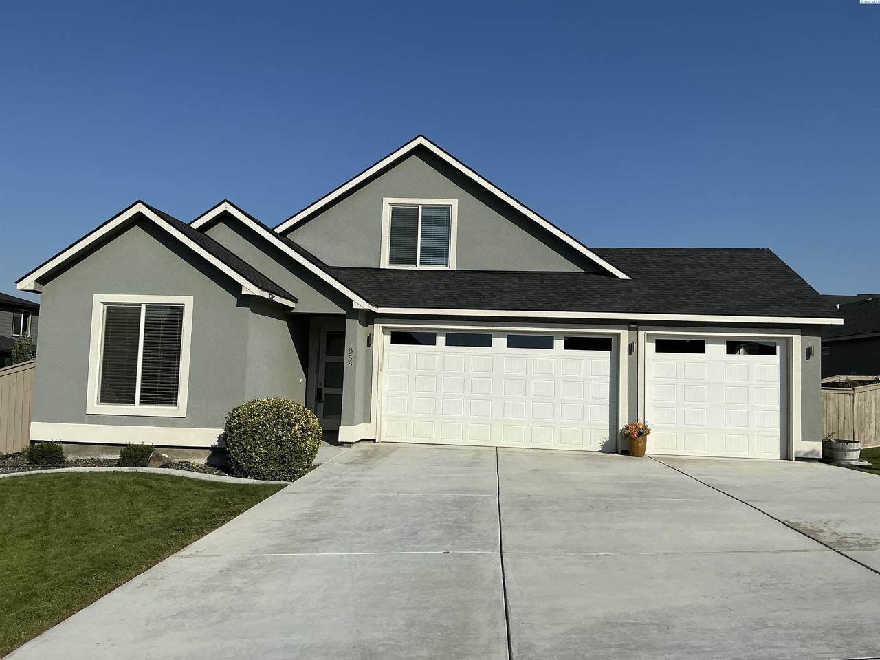 1058 Klikitat - Photo 1