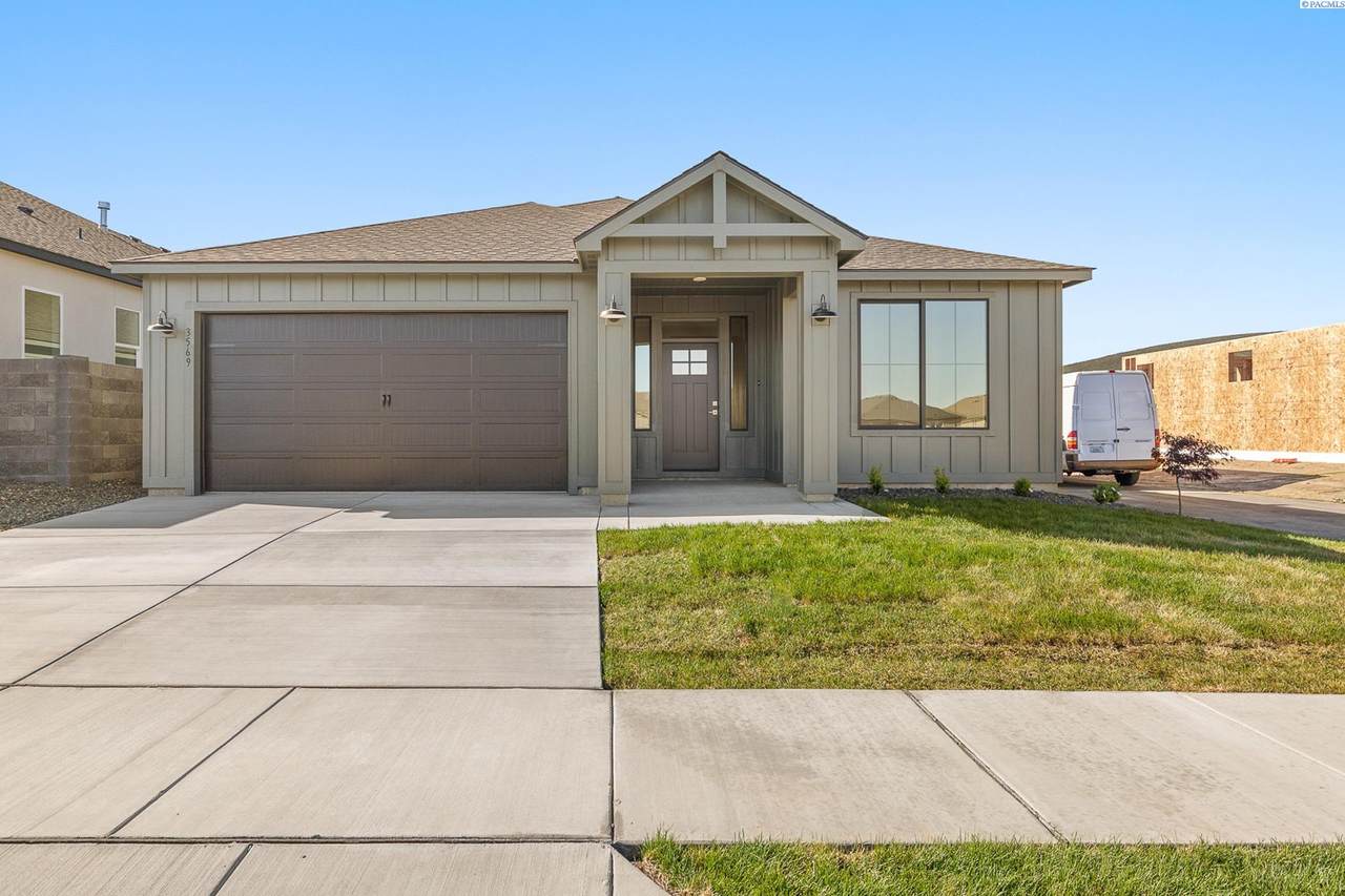 3569 Morningside Pkwy - Photo 1
