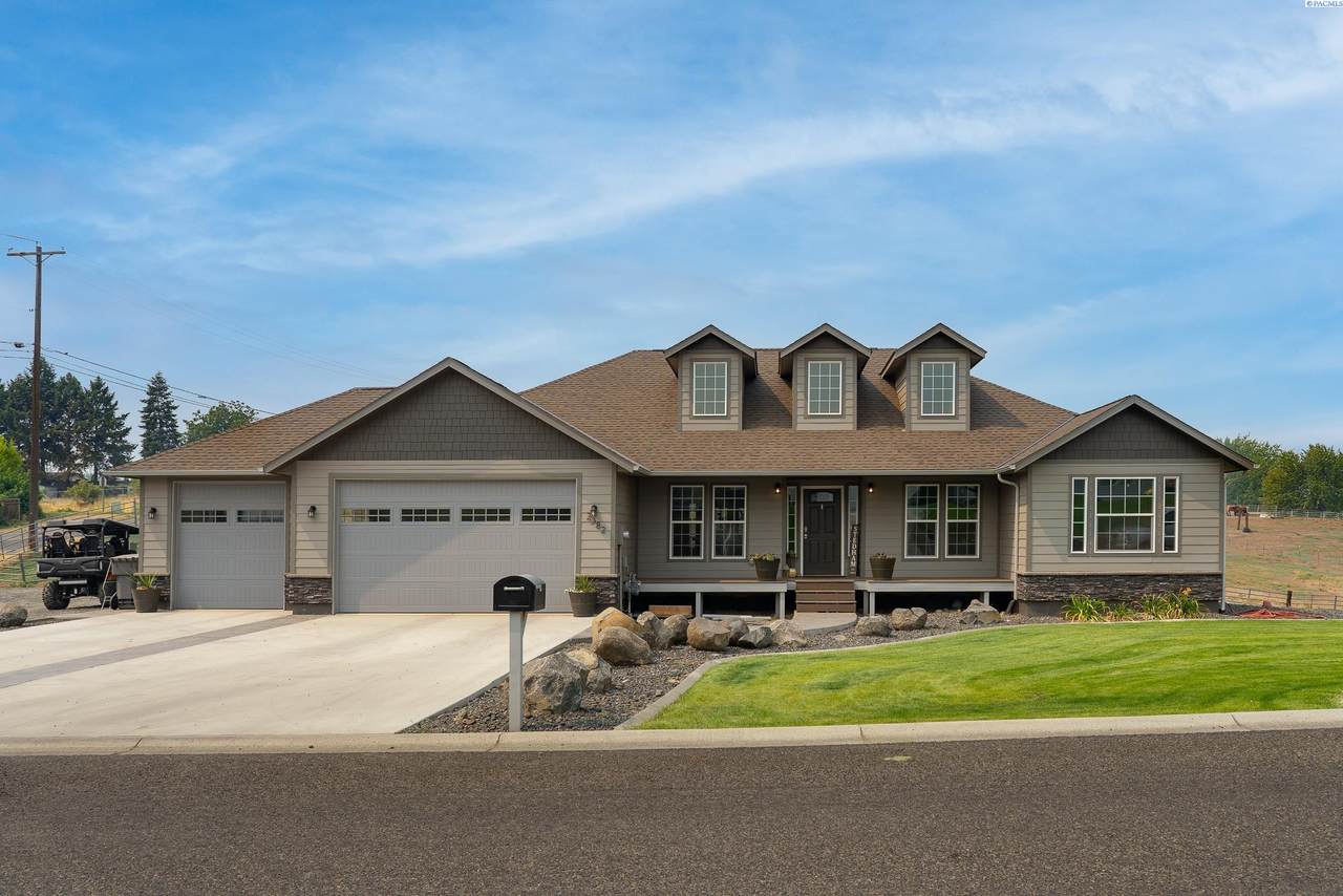 2382 Ridgeview Drive - Photo 1