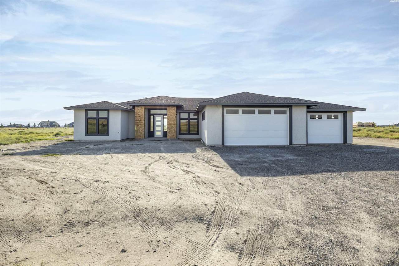 8402 Axil Lane - Photo 1