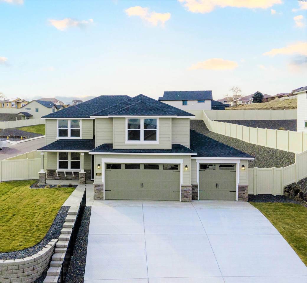 3901 King Drive - Photo 1