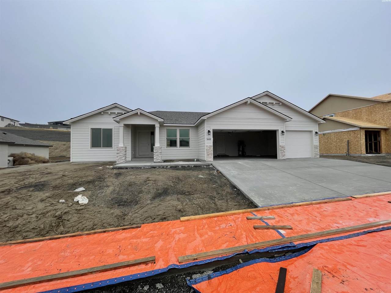 5608 30th Ave - Photo 1