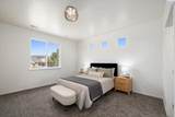 882 Pikes Peak Dr - Photo 14