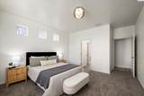 882 Pikes Peak Dr - Photo 15