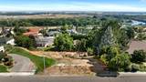260 Rockwood Dr - Photo 3