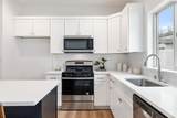1074 Underwood Pl - Photo 11