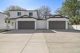 1052 Underwood Pl - Photo 2