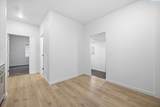 609 Clark St - Photo 15