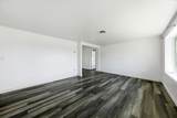 906 10th Ave - Photo 4