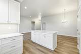 2888 Roosevelt St - Photo 11