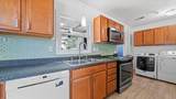 1008 Adams St - Photo 5
