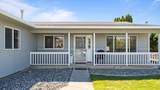 910 Arthur - Photo 2