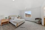734 Honeylicious St. - Photo 16