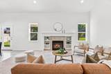 2744 Madrona - Photo 7