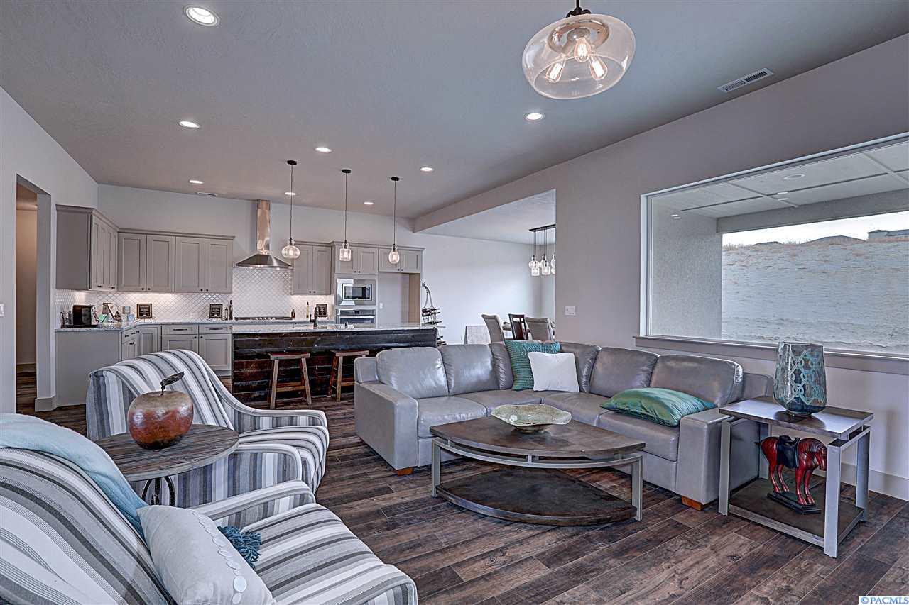 6721 Argos Street - Photo 1