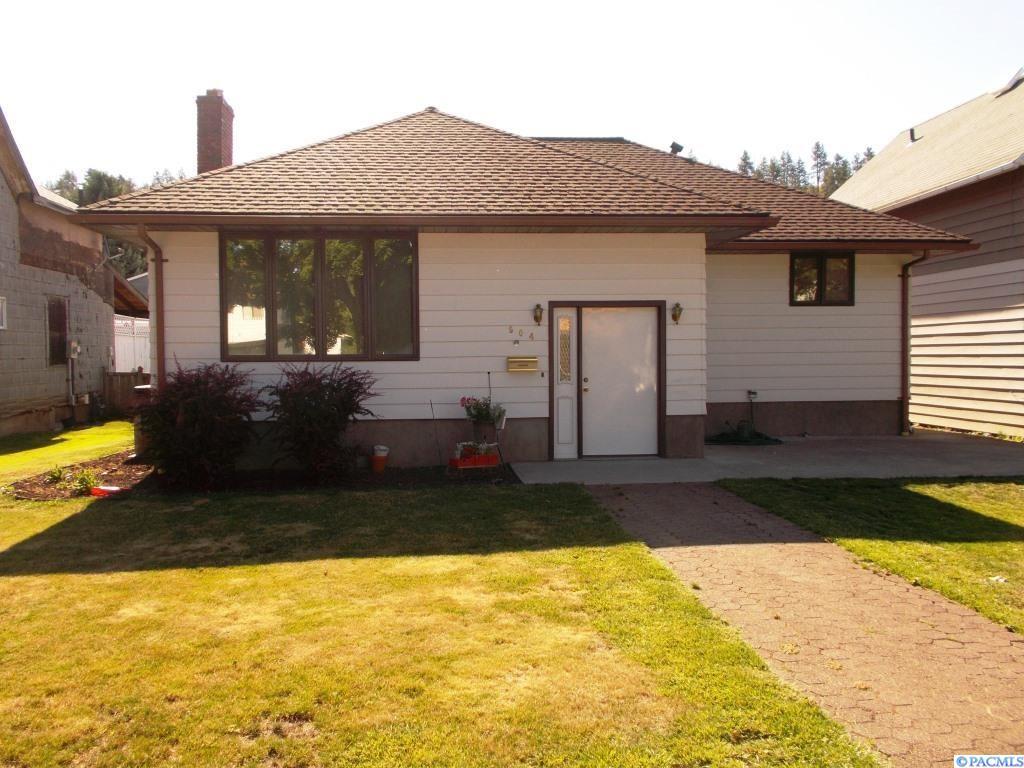 904 Morton St - Photo 1