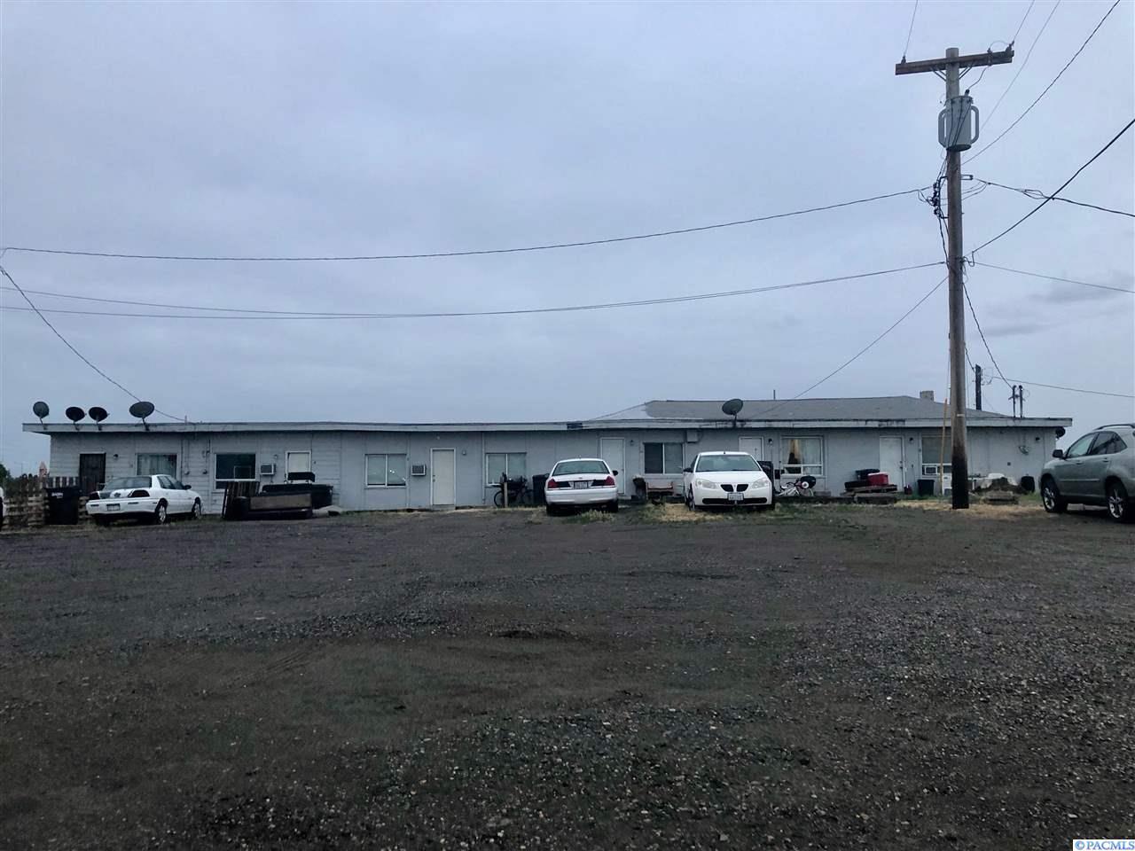 2508 Lewis St - Photo 1