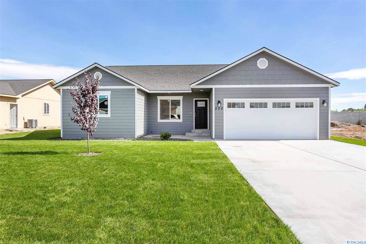 208 Ivone Drive - Photo 1