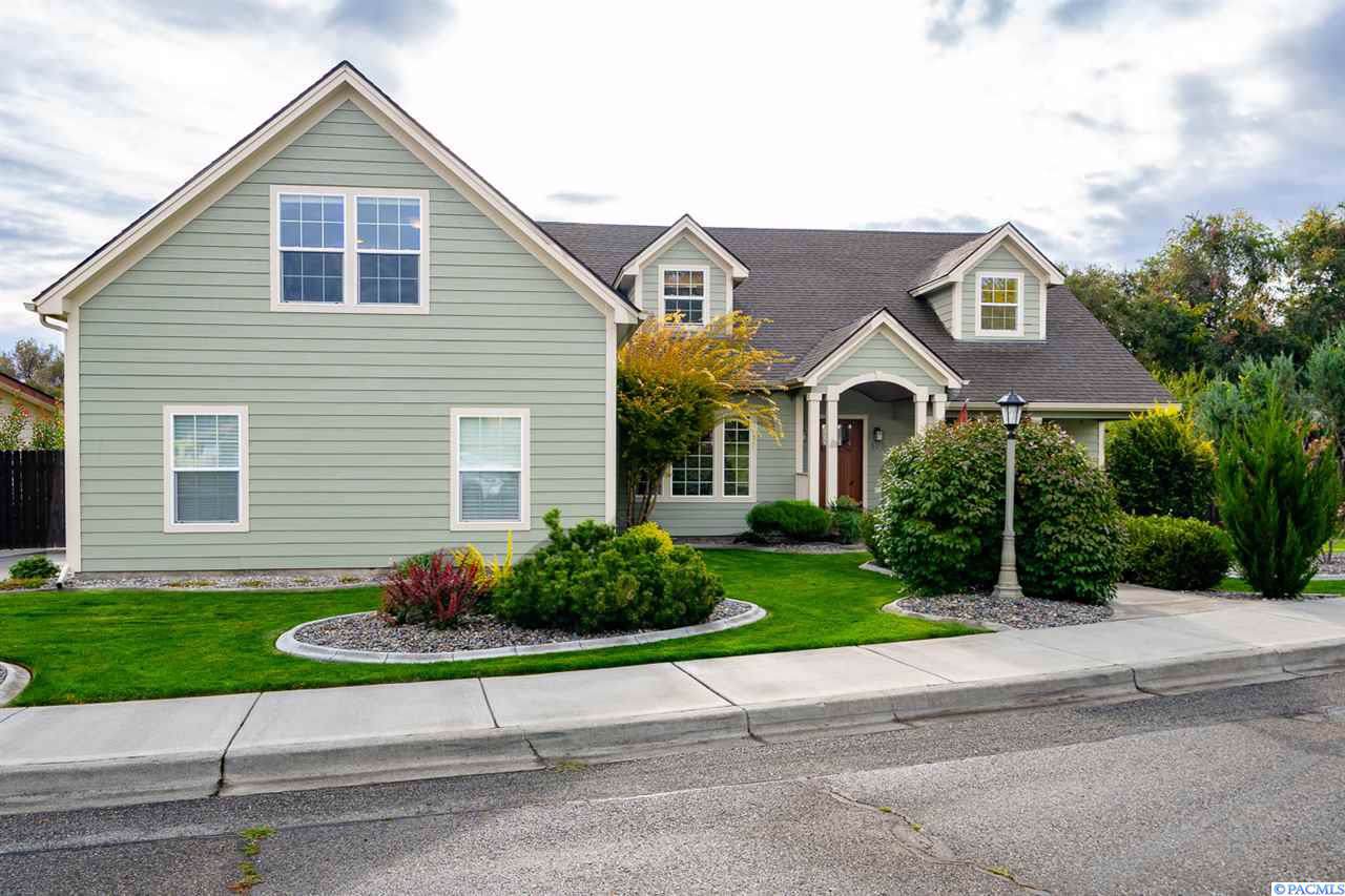 809 Anderson - Photo 1