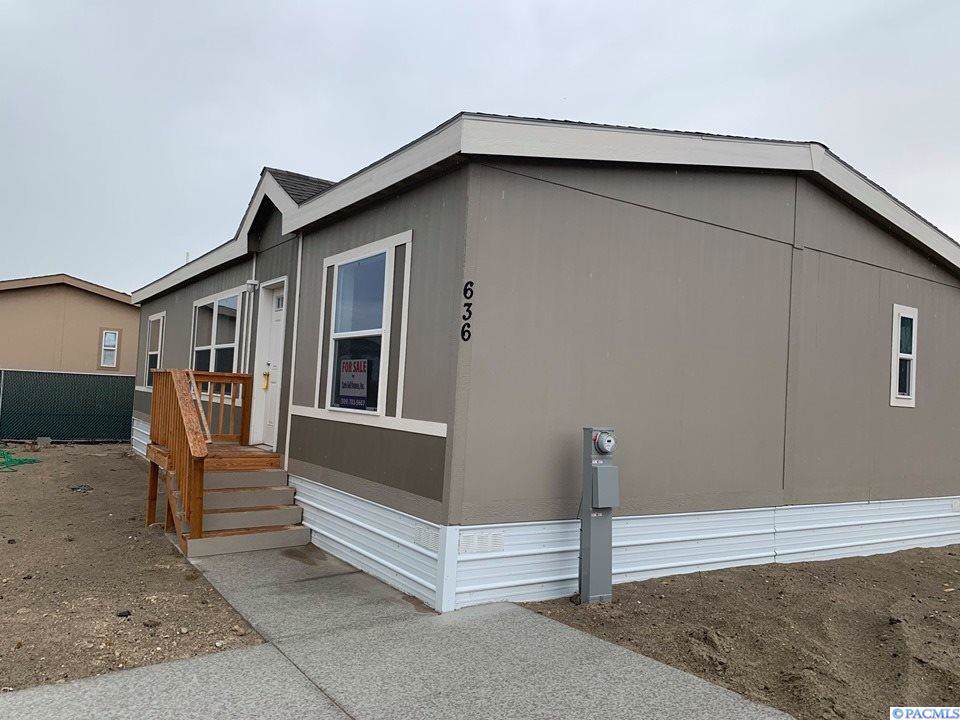 636 Lonetree Lane - Photo 1