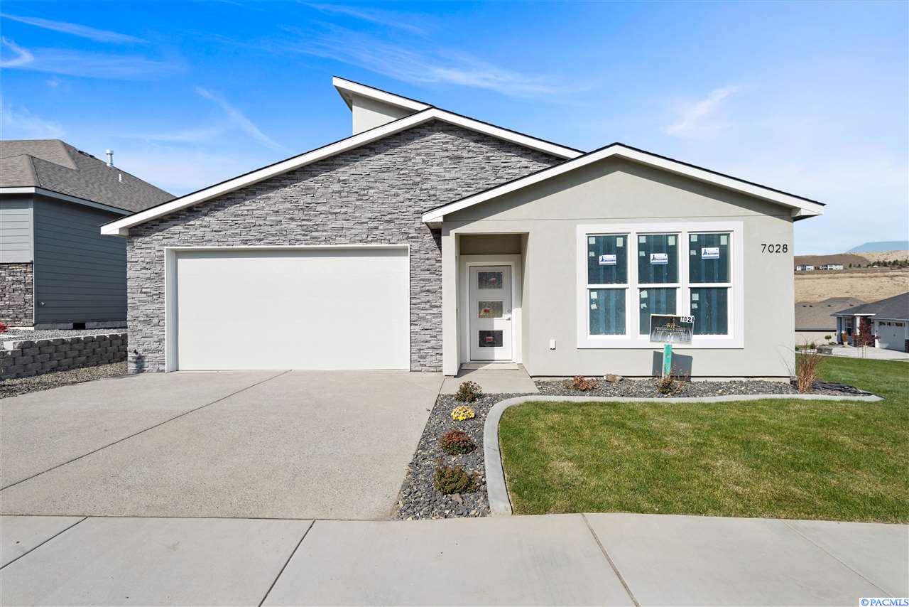 7028 32nd Avenue - Photo 1