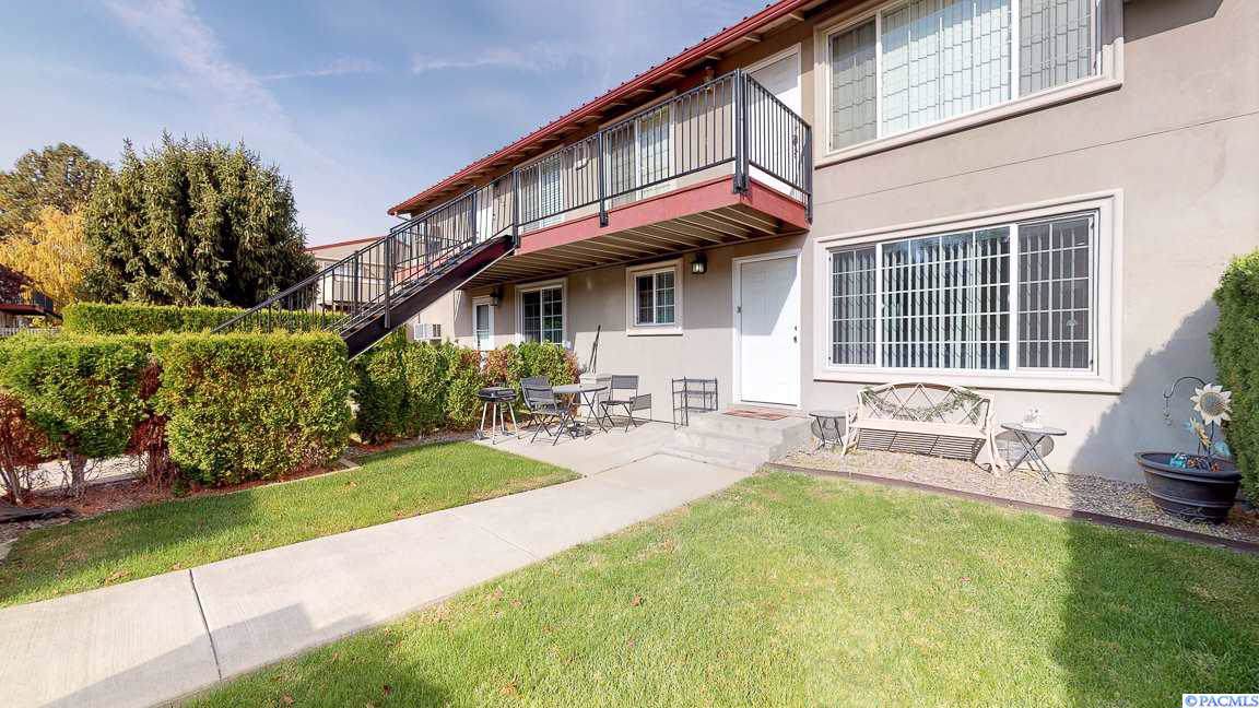 526 40th Avenue, D-111 - Photo 1