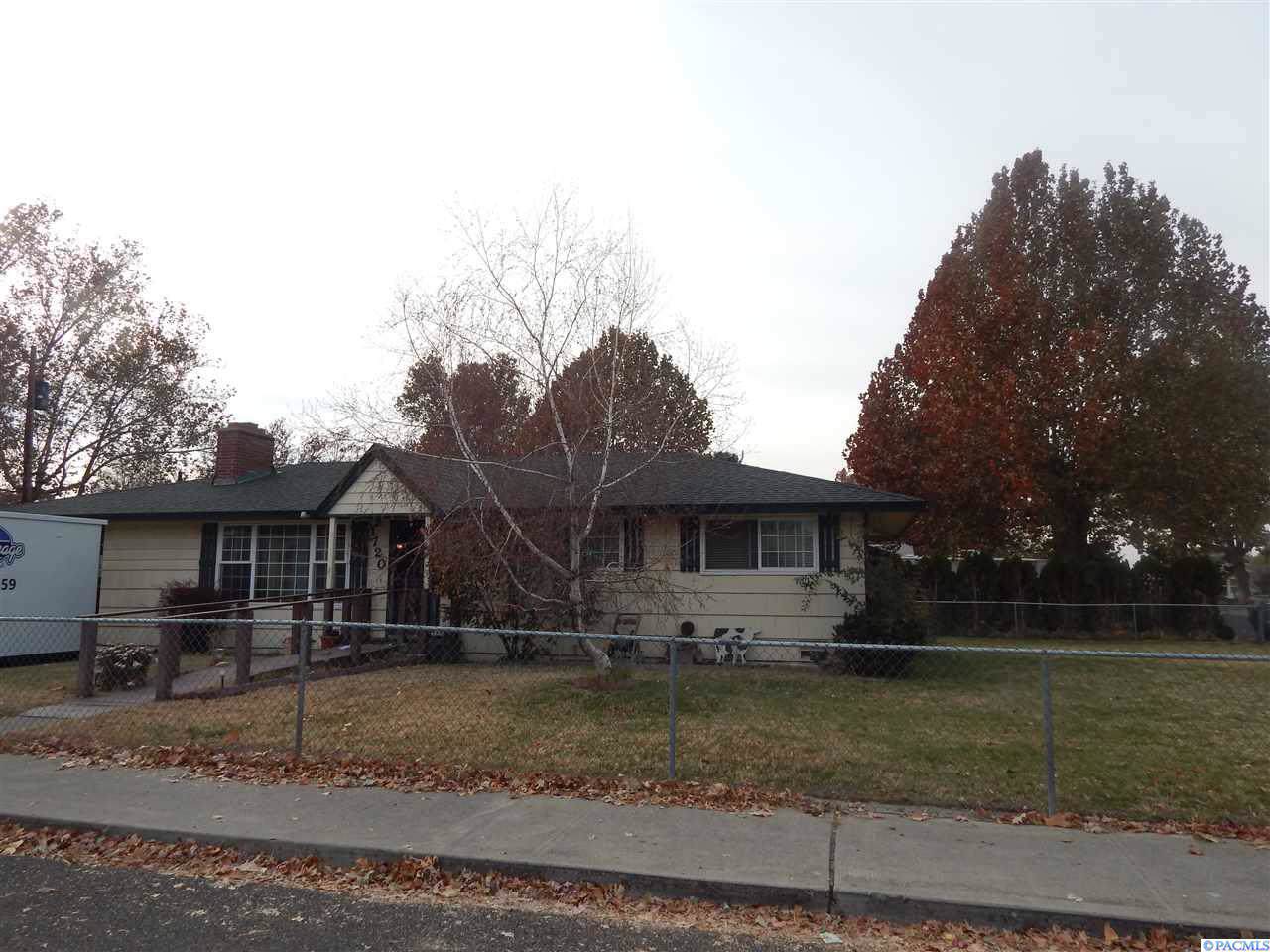 1720 19th Ave - Photo 1