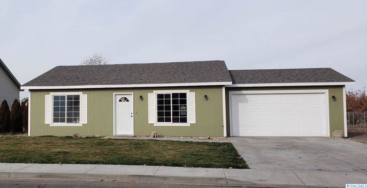 702 Saturn Ave - Photo 1