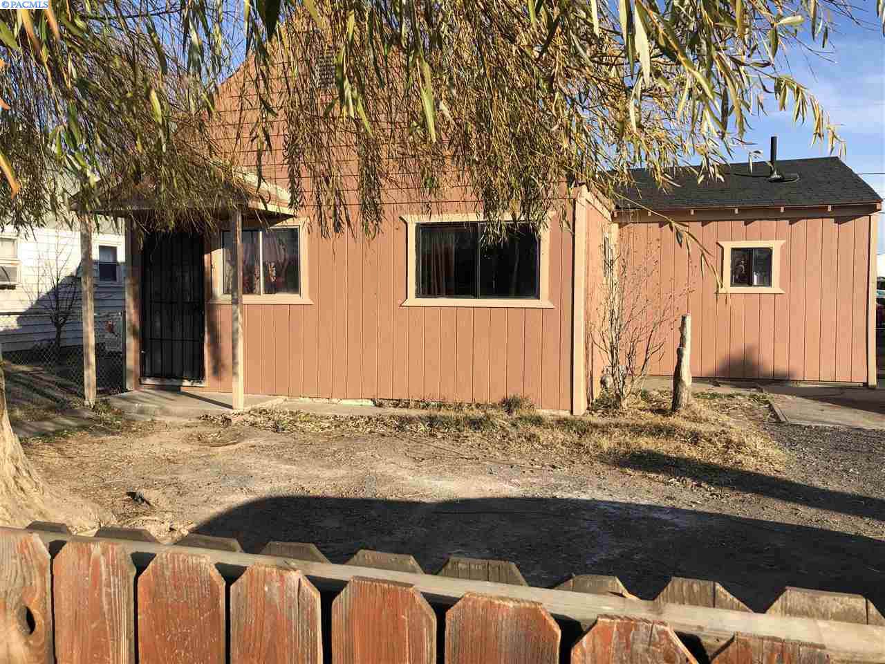 1016 9th St. - Photo 1