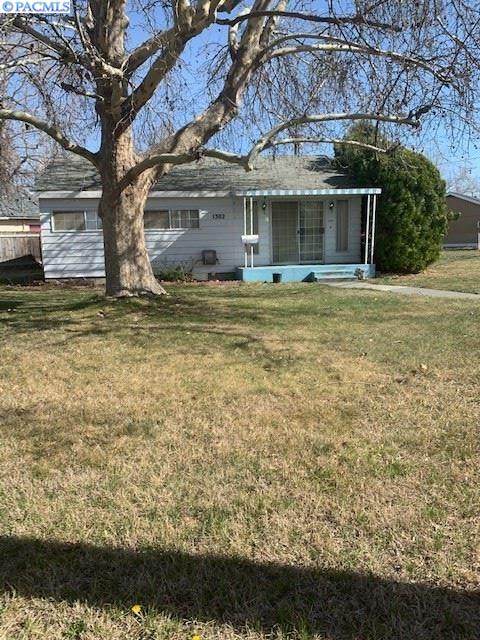 1302 Winslow Ave - Photo 1