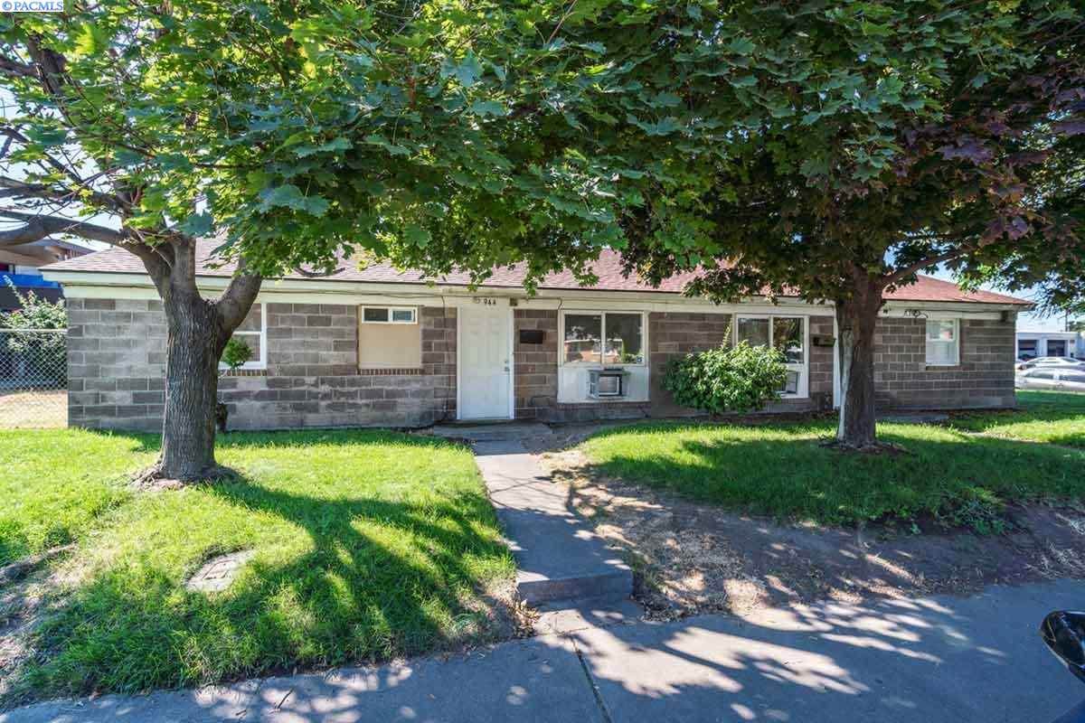 944 Ruby St. - Photo 1