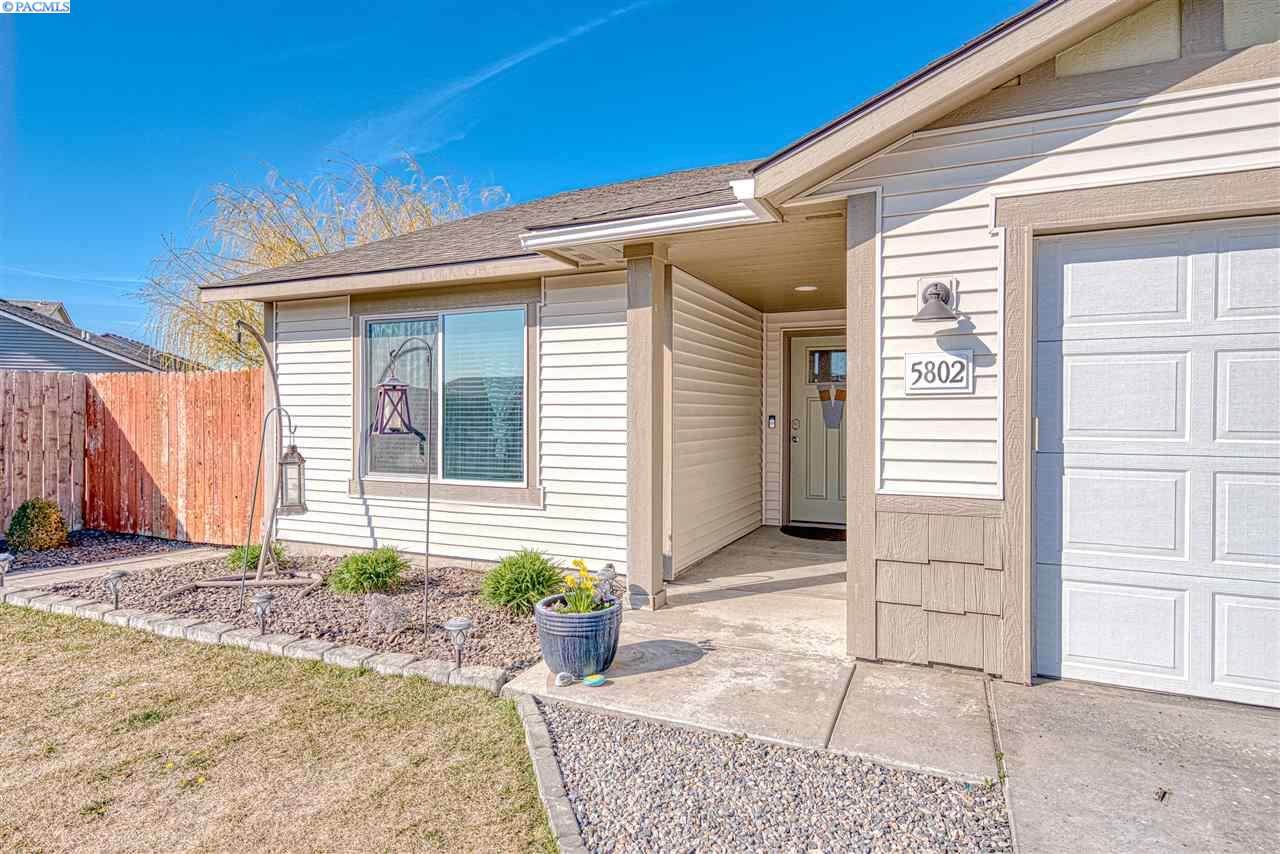 5802 Ramus Ln - Photo 1