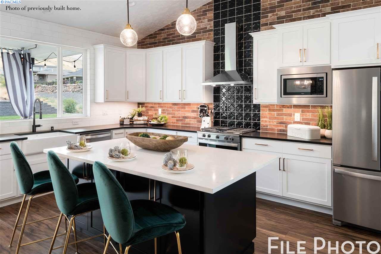 448 Piper Street - Photo 1