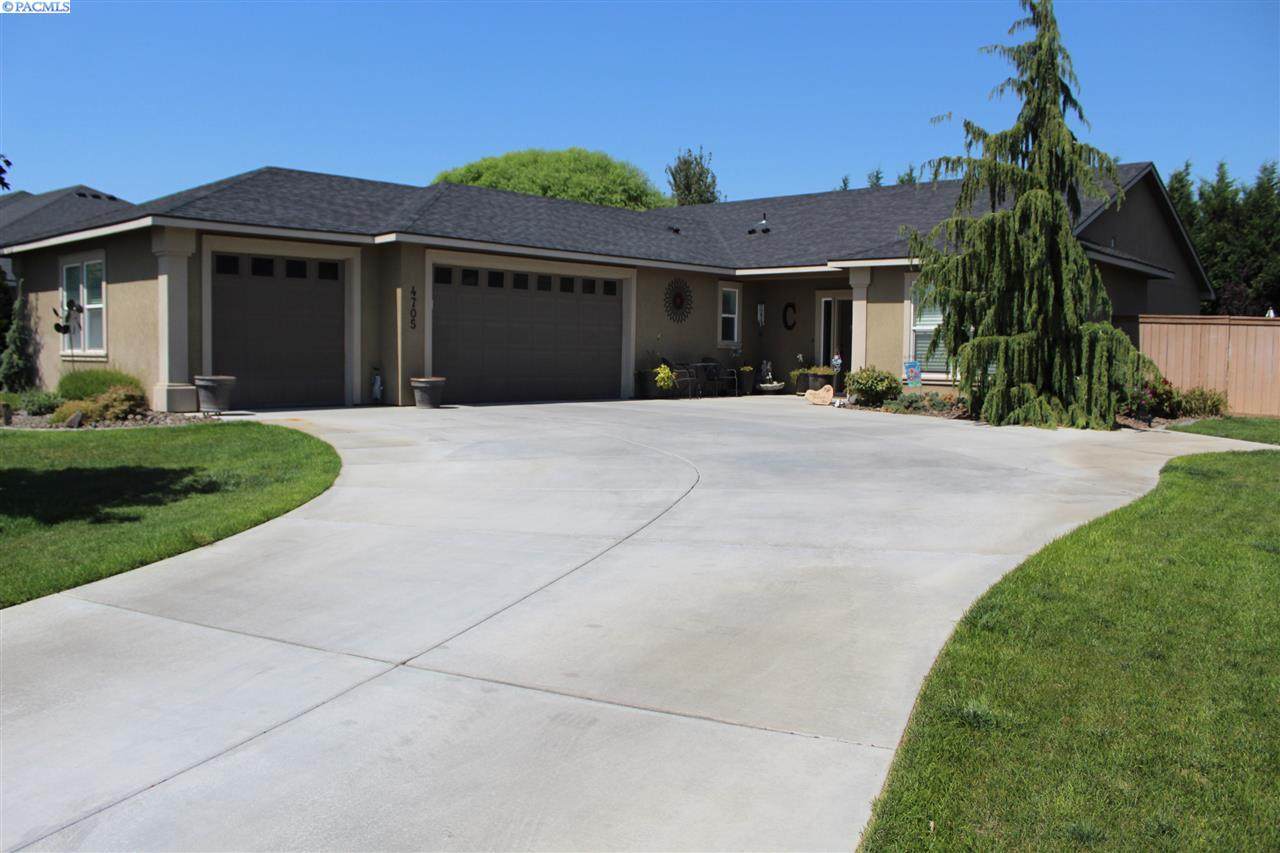 4705 Cathedral Dr. - Photo 1
