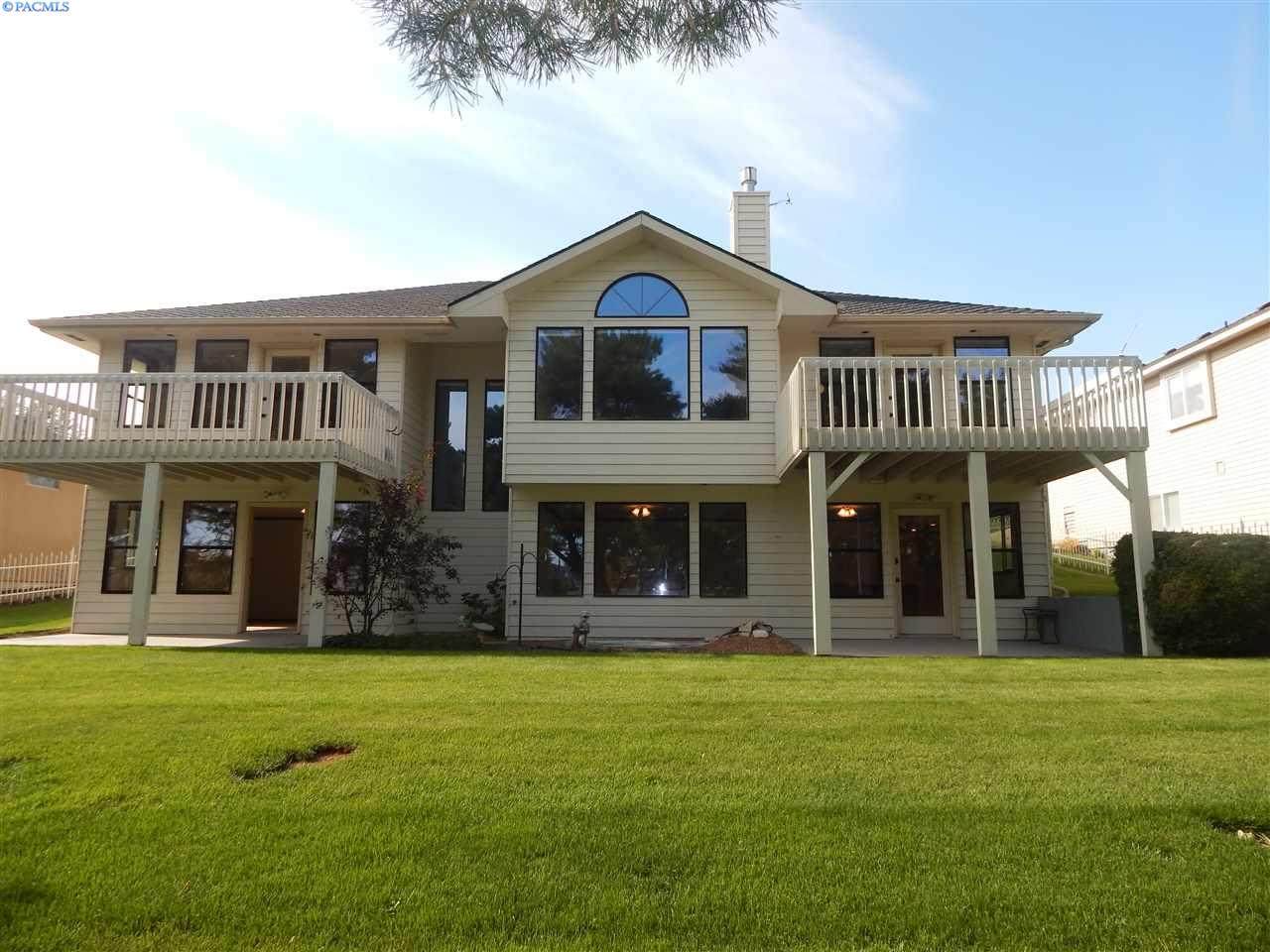3818 36th Ave - Photo 1
