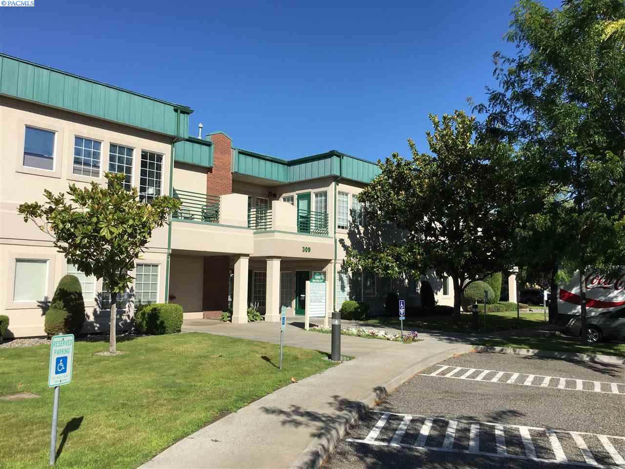 303 Bradley - Photo 1