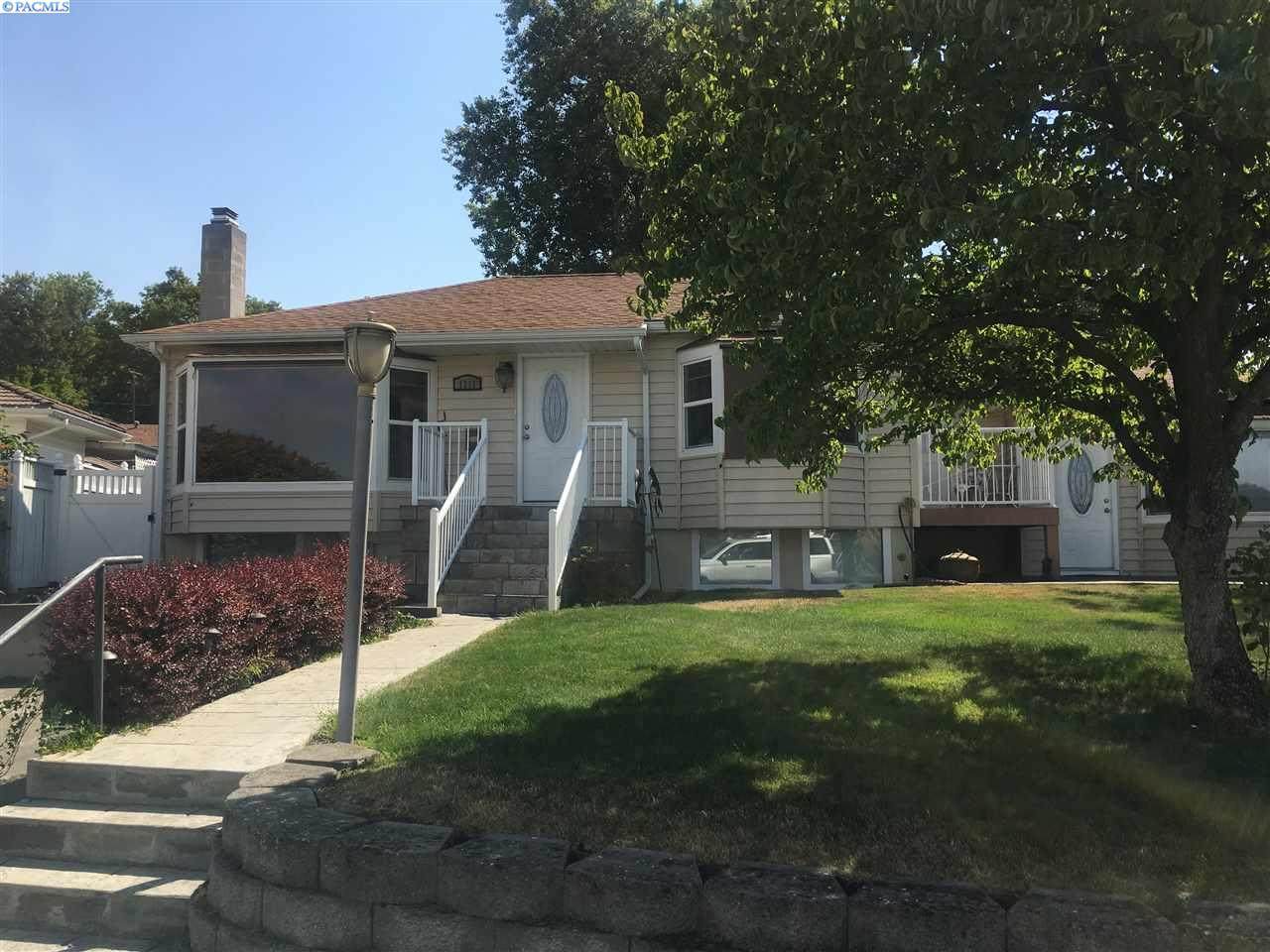 1311 Prospect Avenue - Photo 1