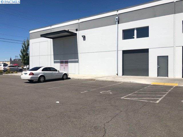 2724 Sylvester Suite B - Photo 1